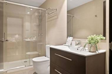 Fisa Rentals Gran Via Apartments