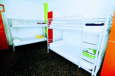 Feetup Yellow Nest Hostel Barcelona