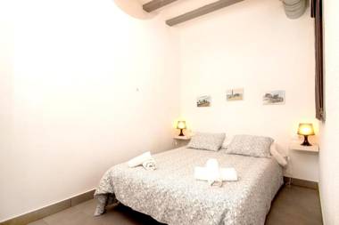 Apartments Gaudi Barcelona