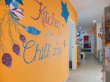 No Limit Hostel Graffiti