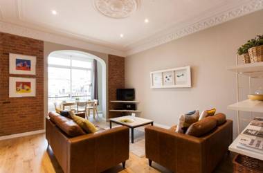 Fuster Apartments by Aspasios