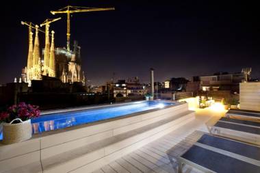 Enjoybcn Gaudi Apartments