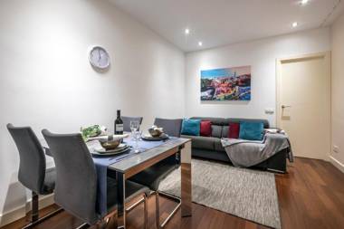 Paseo de Gracia Bas Apartments by Aspasios