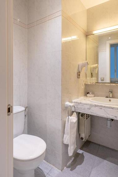 Hostal Iznajar Barcelona