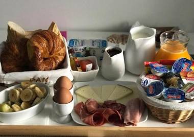 Gaudint Barcelona Suites