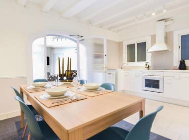 MIRADOR 3 Bedroom Apartment Port Vell