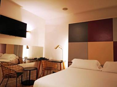 H La Paloma Adults Only