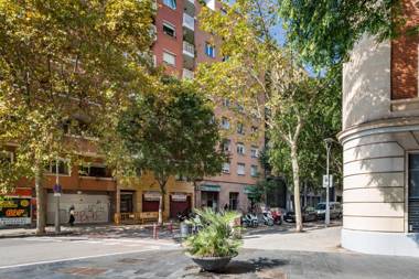 FridaysFlats Arc de Triomf - Solar & Spacious
