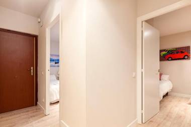 LetsGo Diagonal Avenue Apartment