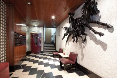 LetsGo Sagrada Familia Penthouse