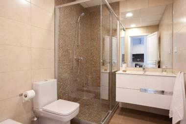 Click&Flat Seneca Suites