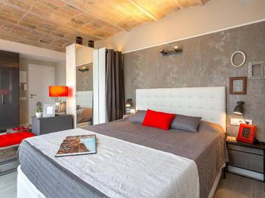 Homearound Vintage Suites