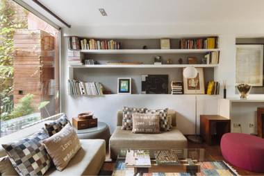 ArtlifeBCN Urban Oasis Apartment