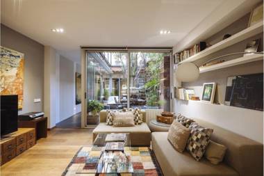 ArtlifeBCN Urban Oasis Apartment