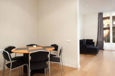 Modern Center Apartments