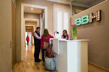 Born Barcelona Hostel