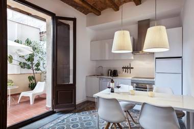 Charming Flats by Aspasios