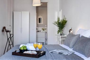 Charming Flats by Aspasios