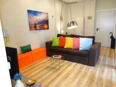 Feel at Sants Apartments