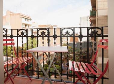 Flat Poble Sec Magalhaes/Apartment