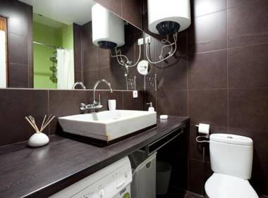 Sunny flatnear ramblaswifi incl.