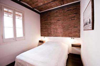 Barceloneta Suites Apartments Beach
