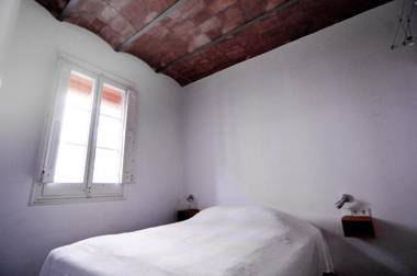 Barceloneta Suites Apartments Market