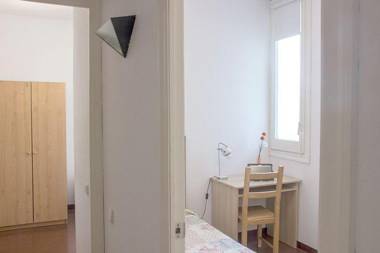 Sweet BCN Three Bedroom Apartment