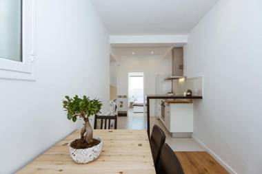 Exclusive Sagrada familia penthouse with sea views