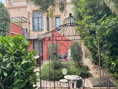 Authentic  Modernist villa in Barcelona city.