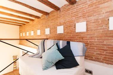 Bogatell Beach Stylish Loft