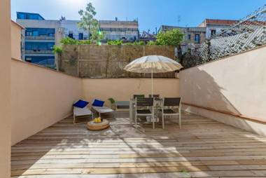 Lodging Apartments Amazing apartment by Ramblas with inner terrace
