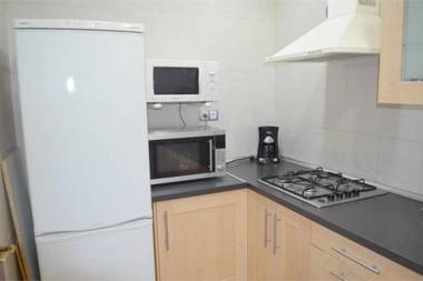 Rustic 2 bedroom apartment Poble Sec