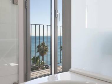 Kronos on the Beach Attic Suite