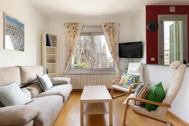 Lodging Apartments Gaudi Views