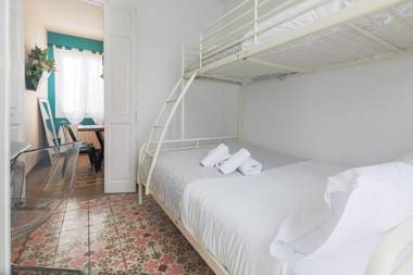 Be barcelona arco del triunfo sunny colors 2