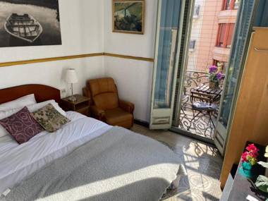 Barcelona Central Apartments