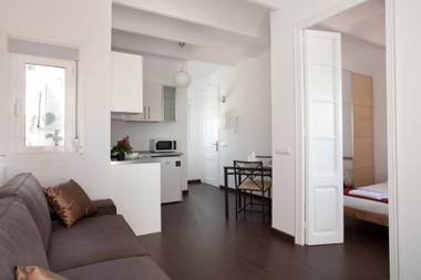 Beautiful penthouse next to Sagrada Familia