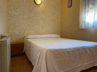 Apartamentos Rurales "La Fuentecilla"