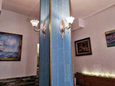 Barcelona CoronaHostal