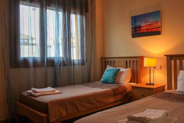 (BIS001) Moderno Duplex Apartment