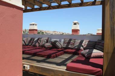 (KEO001) Modern Apartment with Roof Terrace