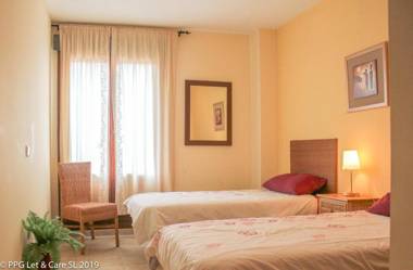 (CAP001) Con jardín y acceso a la piscina.