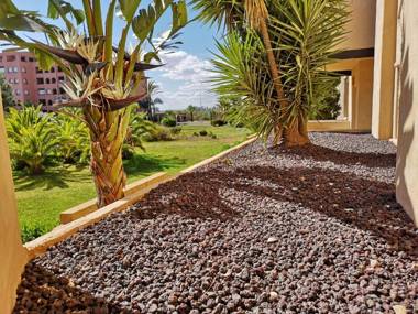 Jardines de Isla Canela planta baja.
