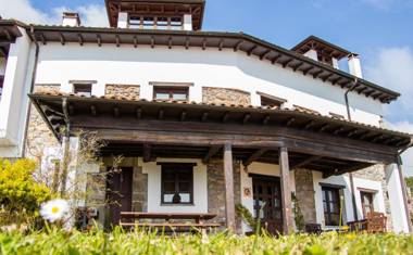 Casa de Aldea el Navaron