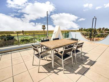 Comfortable Apartment in L Eucaliptus with Swimming Pool