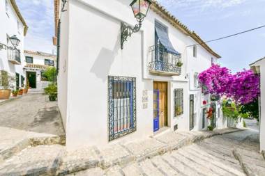 HOSTAL LA COSTERA Adult Only