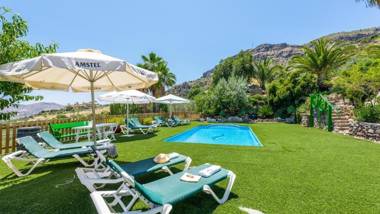 Finca Salrima Alora by Ruralidays