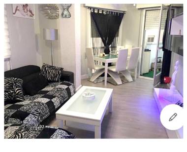 3 bedrooms appartement with city view jacuzzi and furnished terrace at Almeria 2 km away from the beach