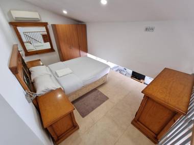 Atico Cesar Elguezabal